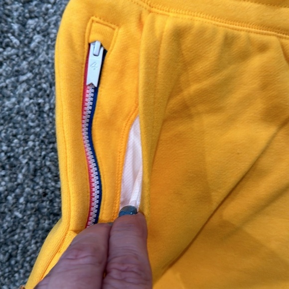 NWT Fourlaps Rush Short Mango. - Picture 5 of 6